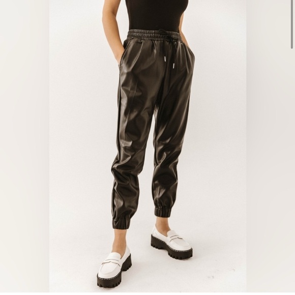 Bohme Sahara Vegan Faux Leather Women’s Black Jogger Pants Size Medium - Picture 1 of 15